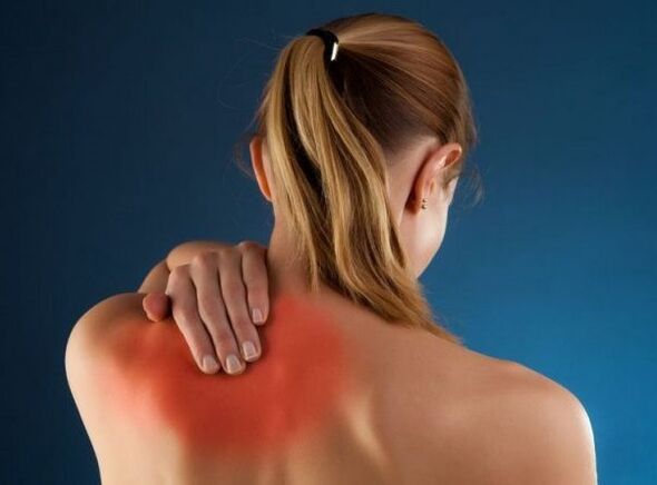 Rückenschmerzen in den Schulterblättern Foto 1